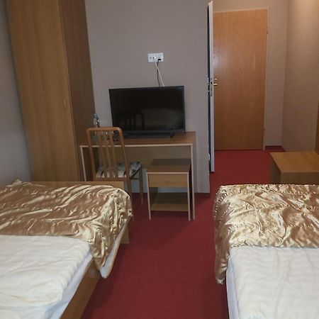 Hotel Szablewski Dymaczewo Nowe Exterior foto