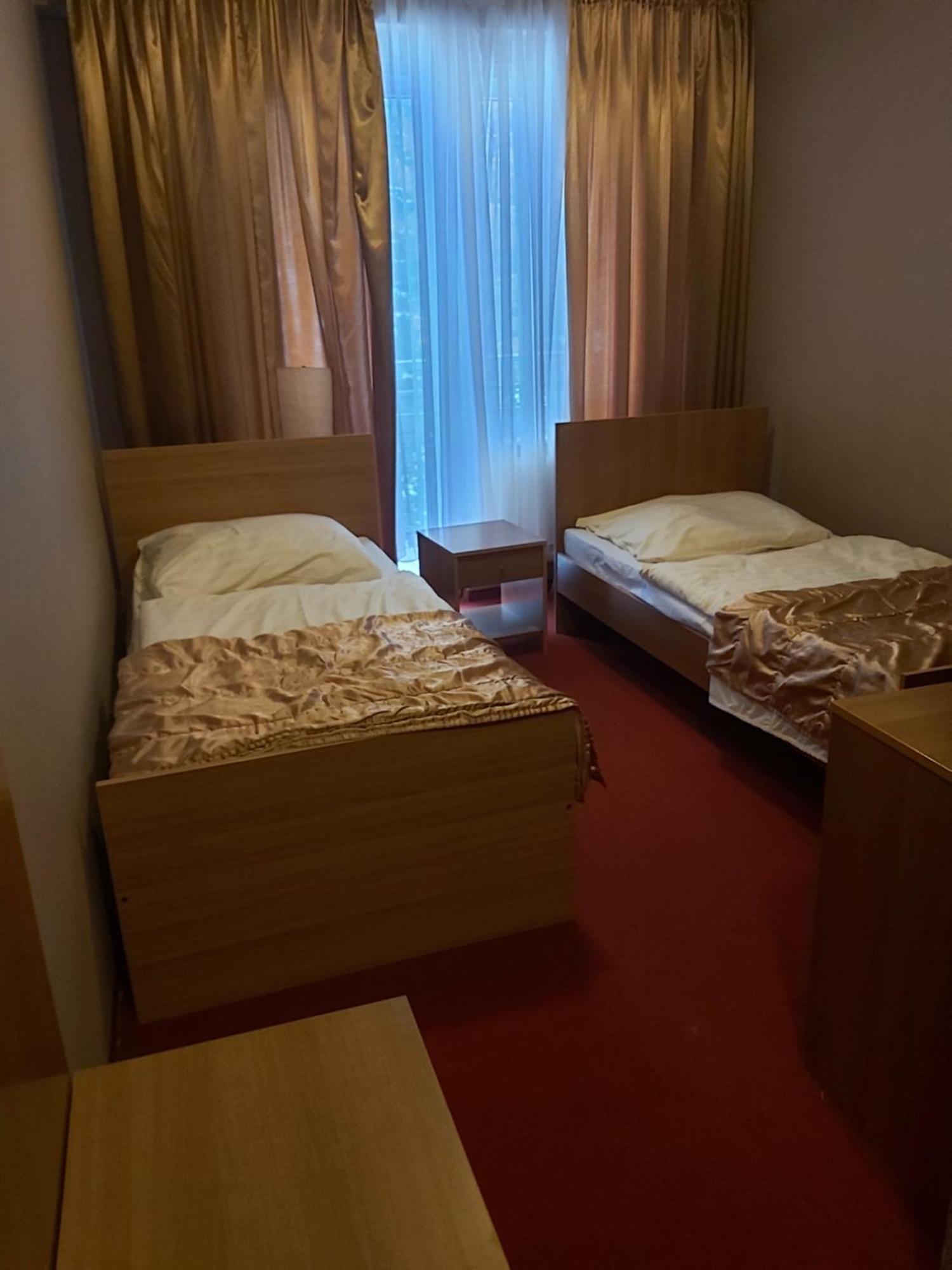 Hotel Szablewski Dymaczewo Nowe Exterior foto